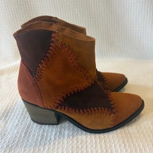 Musse & Cloud Brown Patchwork Suede Ankle Boots Size 8 Western Cowgirl Rodeo